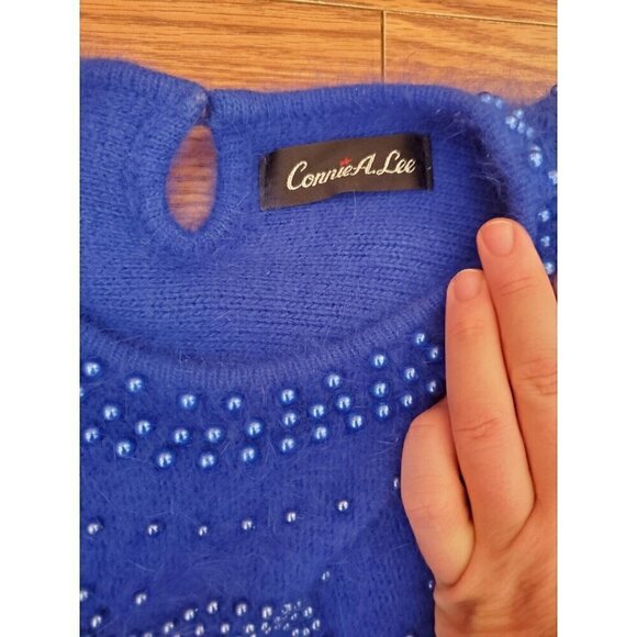Vtg Connie A Lee Sweater Size M/L? 80% Angora Royal Blue Dolman Sleeve Beaded - Picture 2 of 14